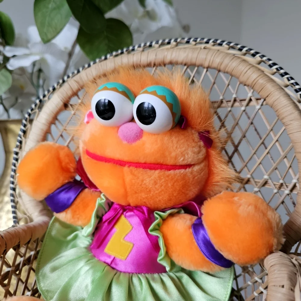 Vintage 1997 Sesame Street Zoe Plush TYCO 12” Super Muppet Rare Toy